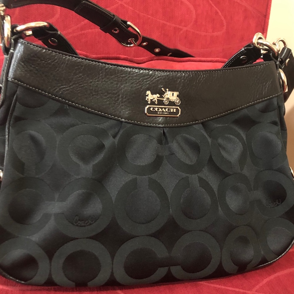 Coach Signature Bag!!